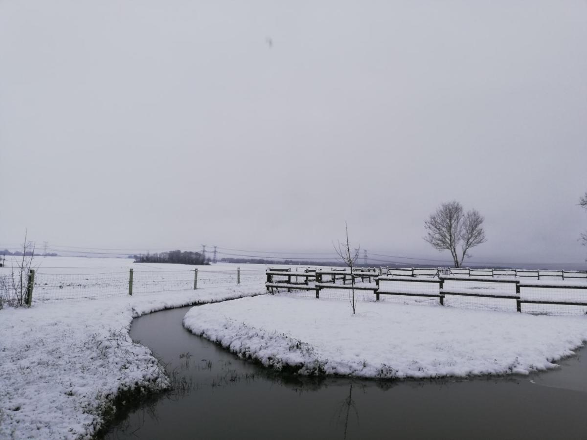 Pulilane Hotell Le Torp-Mesnil Exteriör bild